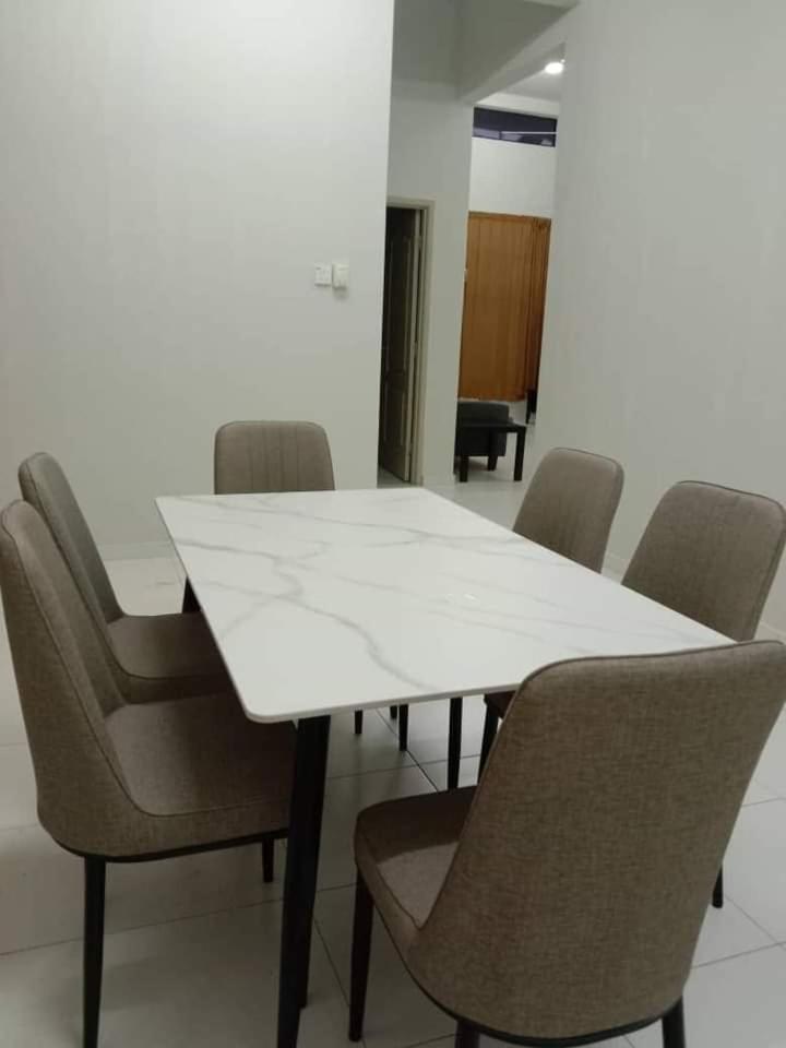 Friendly Homestay Malacca Екстериор снимка